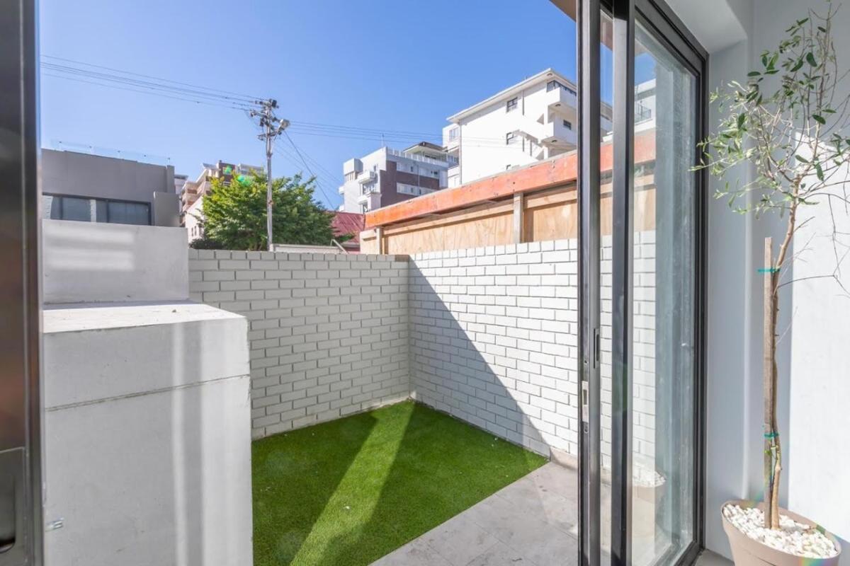Modern Elegance Sea Point Haven * Cape Town